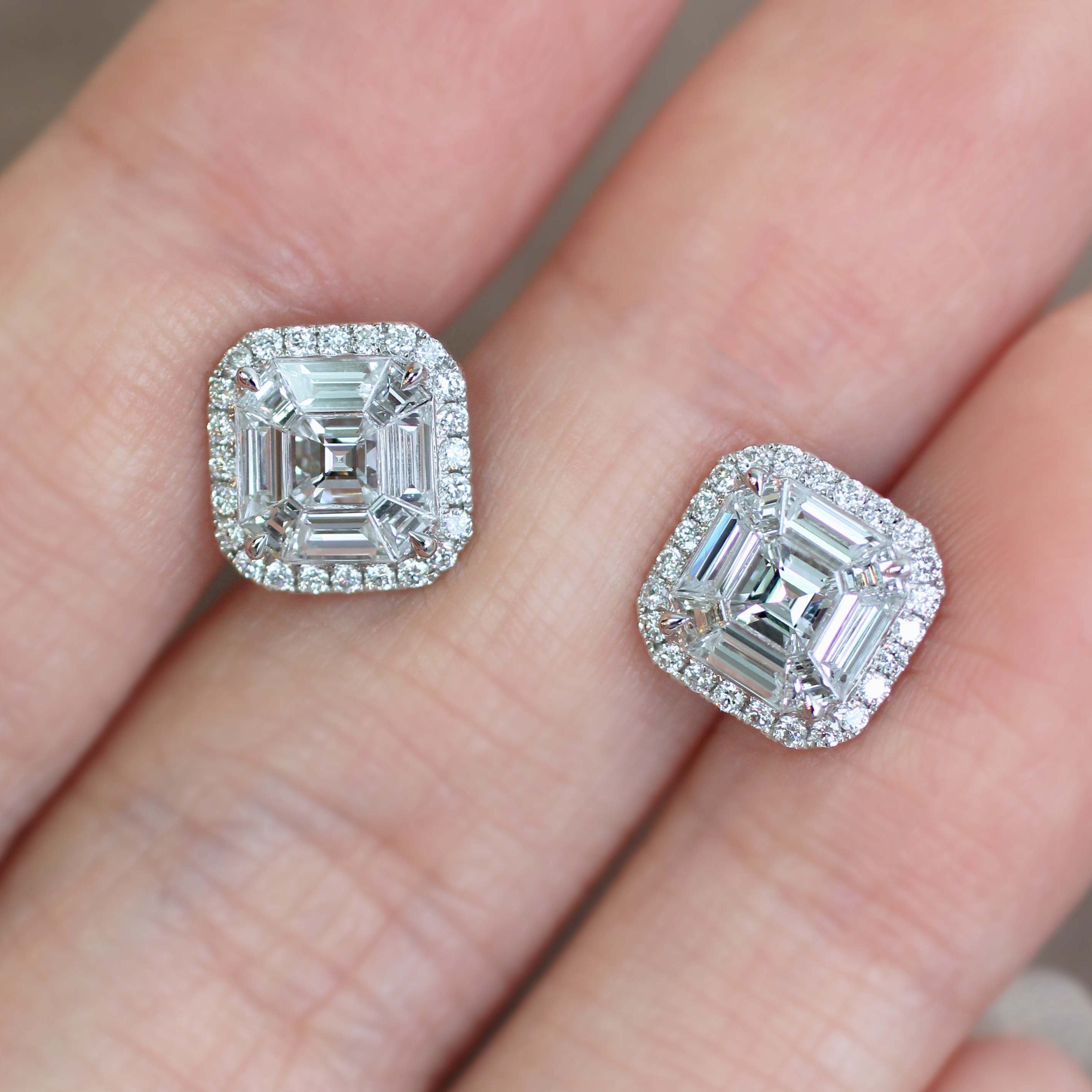 Illusion cut Asscher Diamond Earrings in 18K White Gold  MOHSTEN 富美斯珠寶鑽石